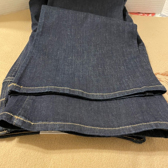 Woman’s Bootcut Jeans 20 W Short NWT - Picture 4 of 6